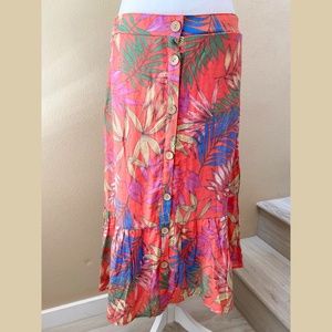 Mlle Gabrielle Floral Skirt with Wood Buttons Size Large